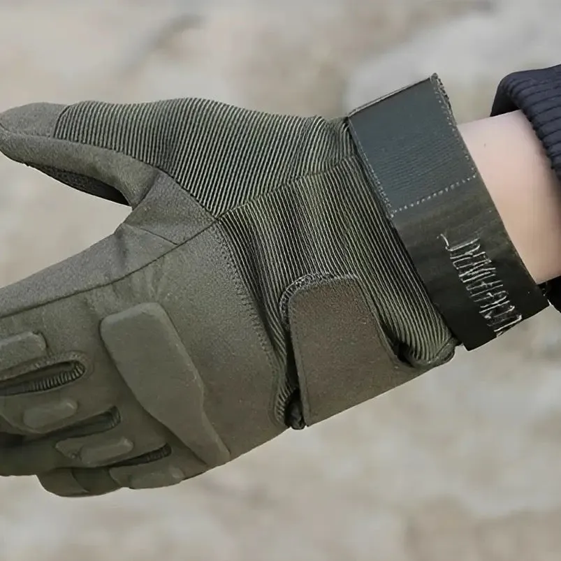 Cuzcare Glove for Men Warm Sport Protection Design Anti-Slip Touchscreen Winter