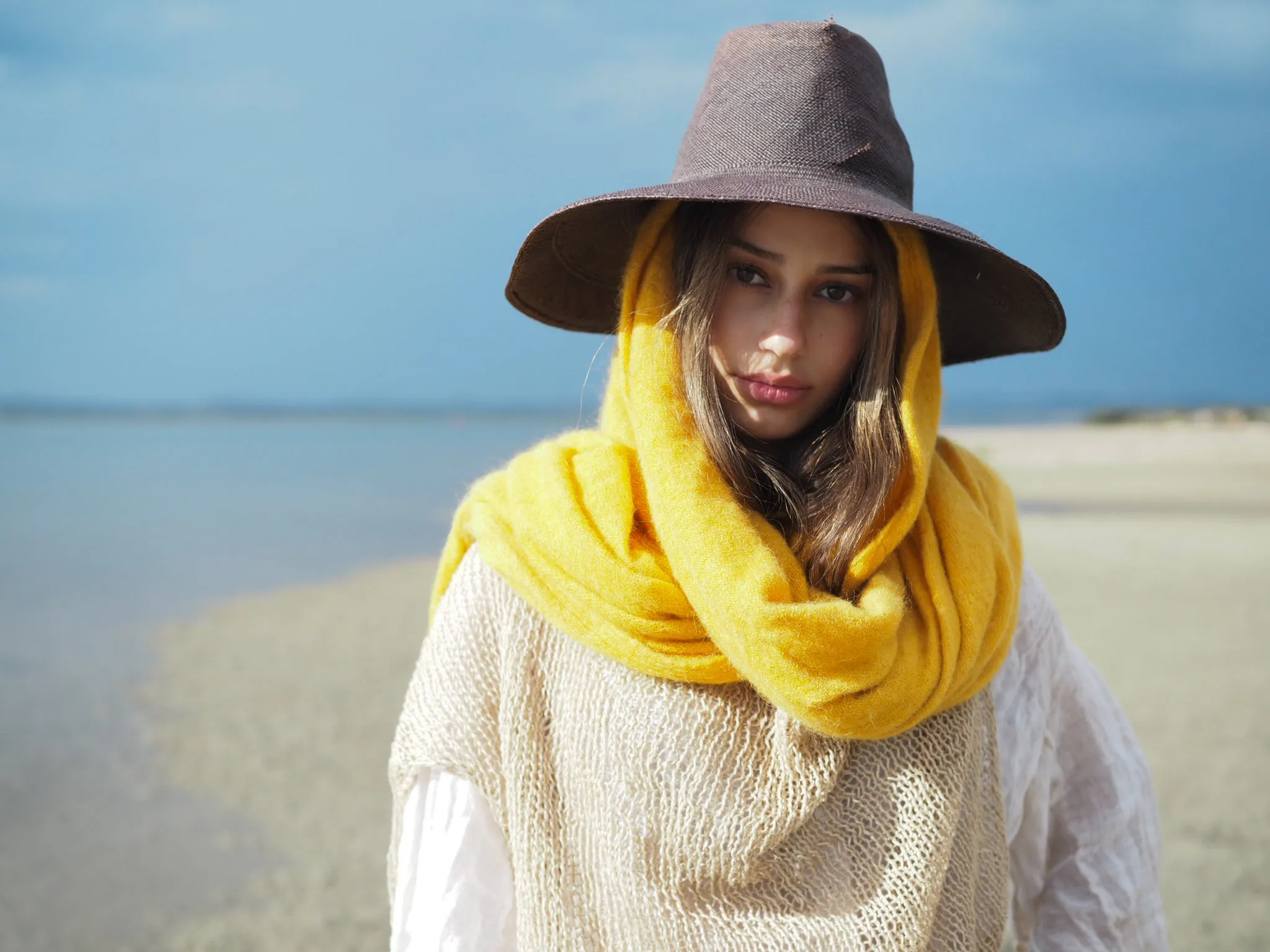 Light weight wrap (Alpaca) buttercup