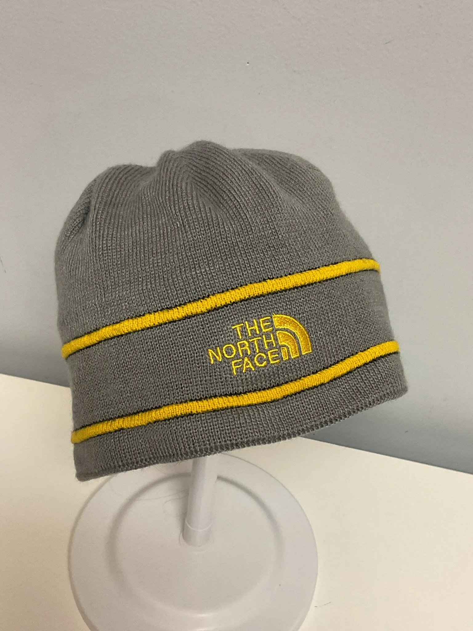 North Face Size 6 Gray & Yellow Knitted Big Boys Hats