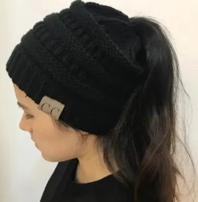 Women's knitted ponytail hat